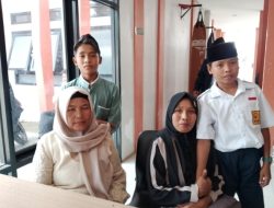 “Terima Kasih Pak Presiden, Terima Kasih Sekolah Rakyat”: Tangis Haru Uyum Anaknya Kembali Sekolah dan Meraih Mimpi.
