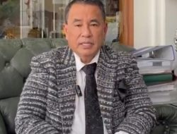 Hotman Paris Minta Maaf ke Wartawan Usai Ucapan “Lu Punya Otak Enggak Sih?” Tuai Kecaman