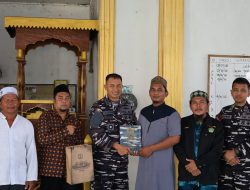 Dari Bagansiapiapi Hingga Panipahan, Danlanal Dumai Tebar Kepedulian Bagi Nelayan Kabupaten Rokan Hilir