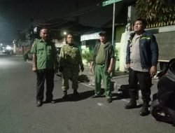 Cegah Gangguan Kamtibmas, Koramil 01/Jatinegara Bersama Komduk Gelar Patroli/Siskamling