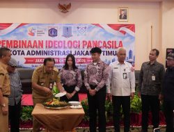 Kusmanto Kukuhkan 44 Purna Paskibraka Jakarta Timur 2025