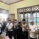 Kapolres Metro Jakarta Utara Melayat ke Rumah Duka Ketua FKUB, Kenang Peran Almarhum dalam Merawat Kerukunan