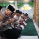 Dekat dengan Umat, Hadir Membawa Manfaat! Polres Muara Enim Gelar Safari Jumat, Layani Kesehatan Gratis hingga Salurkan Bansos