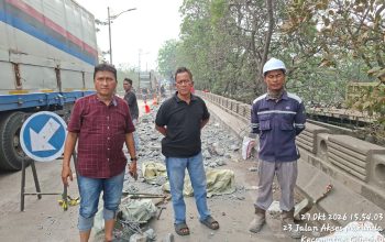 Respons Cepat Polsek Cilincing Tindak Lanjuti Video Viral Pengambilan Sisa Besi Beton di Jembatan Rusun Cilincing