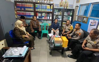 Polisi Peduli Pendidikan, Kapolsek Tambora Tanamkan Karakter dan Disiplin Sejak Dini
