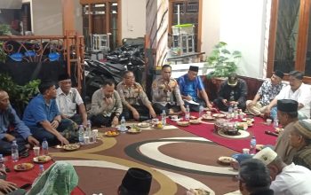 Polisi Bersama Masyarakat, Kapolsek Bekasi Barat Perkuat Silaturahmi Kamtibmas dengan Tokoh Masyarakat Kota Baru