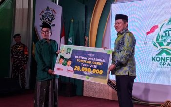 Konfercab XV GP Ansor Garut, H. Oleh Soleh Salurkan Bantuan Operasional untuk PCNU